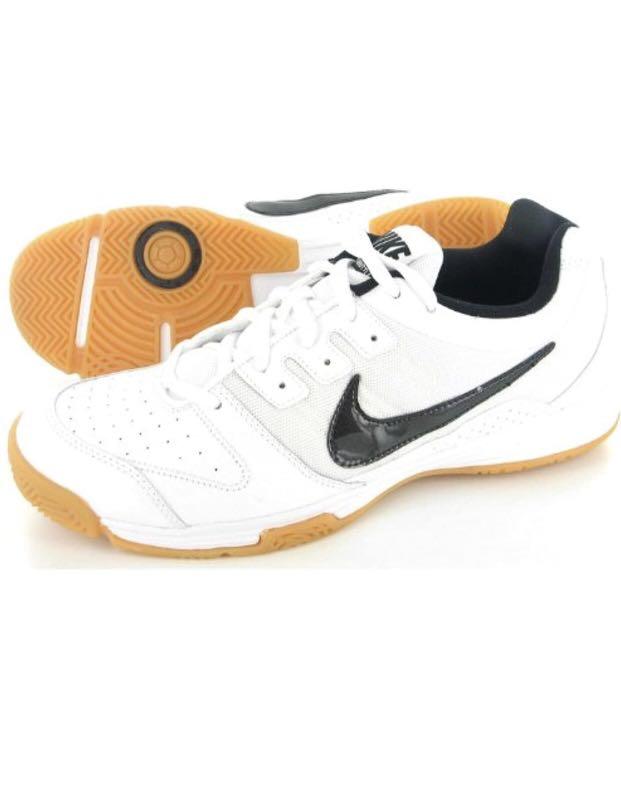 Kasut badminton clearance nike