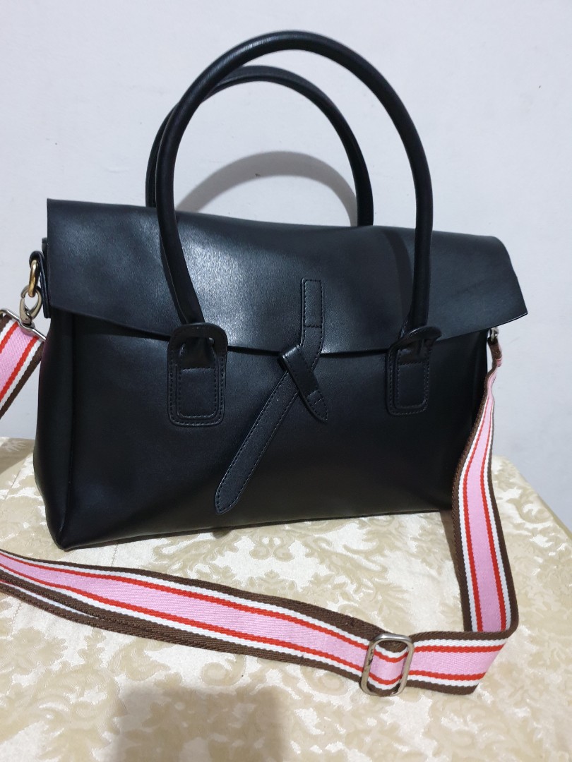 Original Della Stella Leather Sling, Women's Fashion, Bags & Wallets ...
