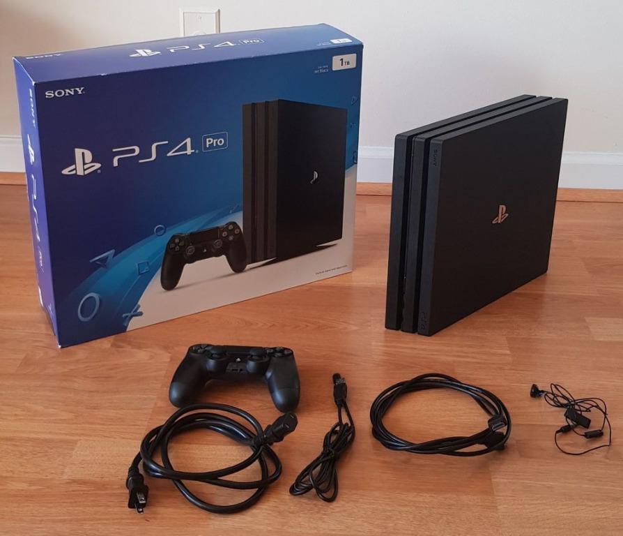 Ps4 pro shop like new