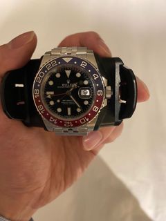 (Category: ) located in . Submitted by patek233 (Listing ID 1035901831, Image 1). Description: .