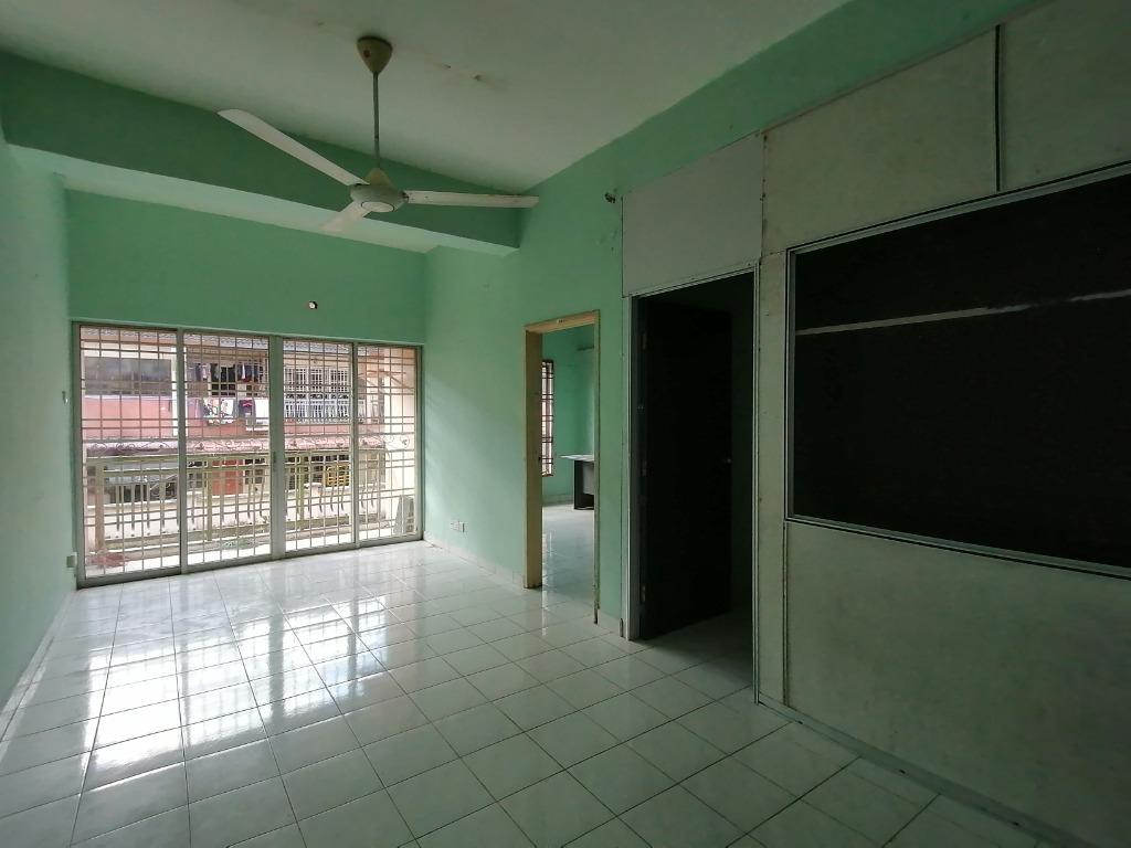 Shop Lot Park Ave Tampoi Indah 2 Property Rentals On Carousell