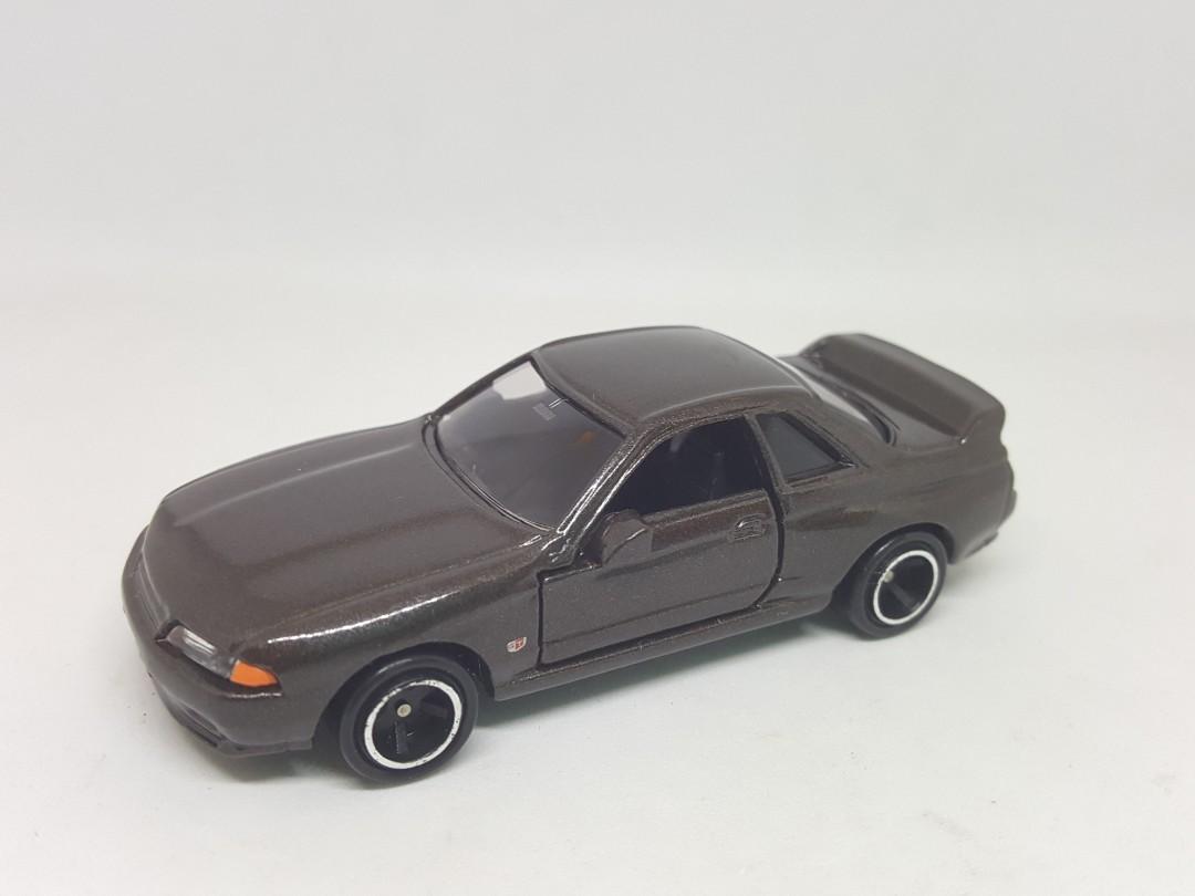 Tomica R32 Gtr Boxset 玩具 遊戲類 玩具 Carousell Tomica R32 Gtr Boxset 玩具 遊戲類 玩具 Carousell