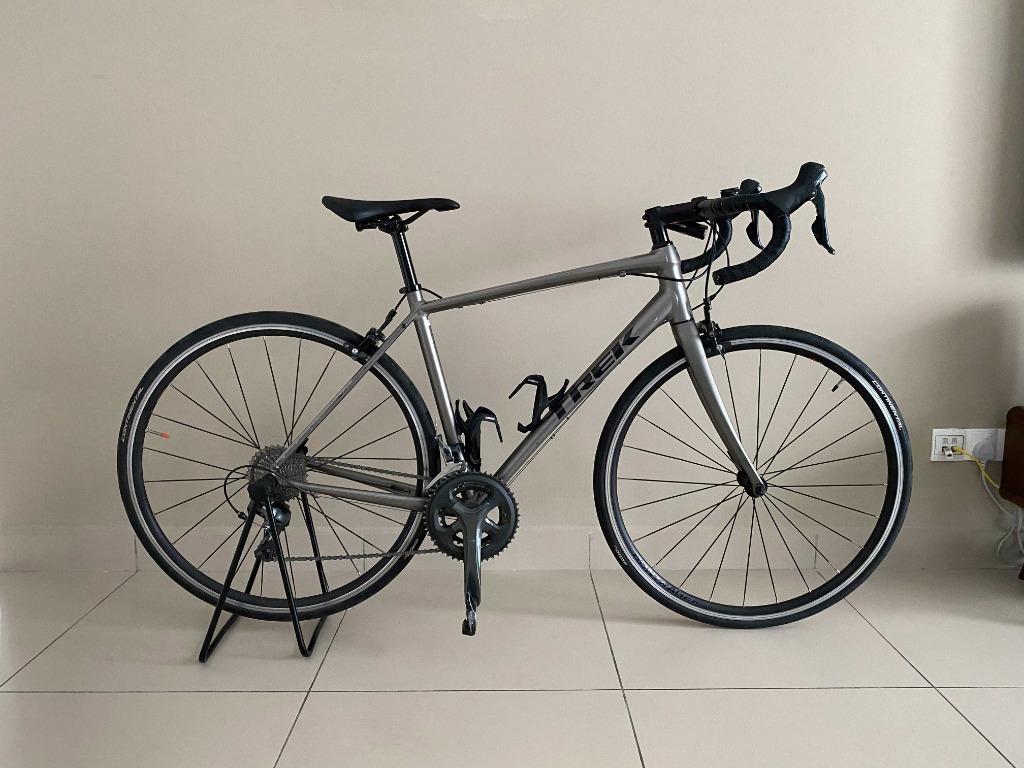 Trek Domane AL4 Roadbike Sports Equipment Bicycles Parts