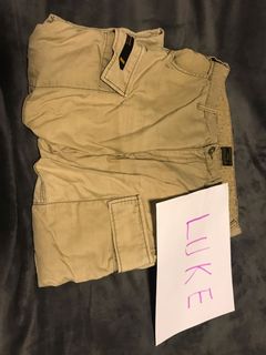 （分類：）位於 。 由 luke_1993 提交（商品編號 1035907660，圖片 1）。簡介： 。