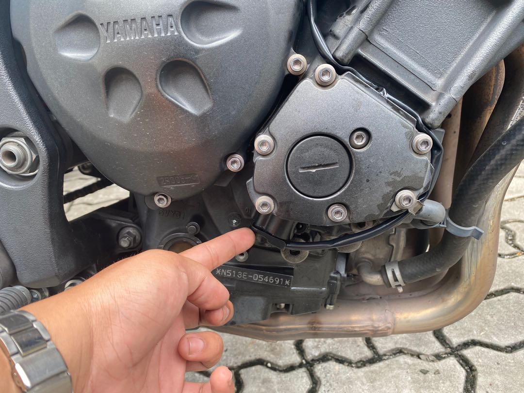 Yamaha FZ1 crank position sensor, Motorcycles, Motorcycle Accessories