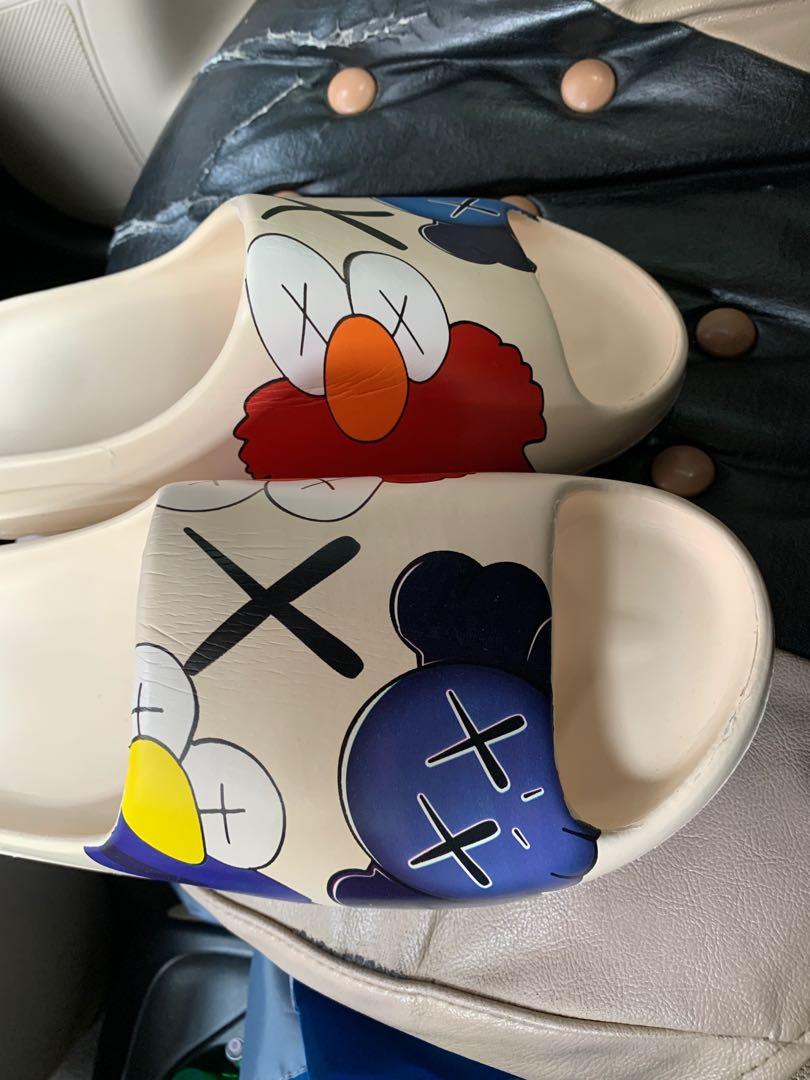 Yeezy slides deals sesame street