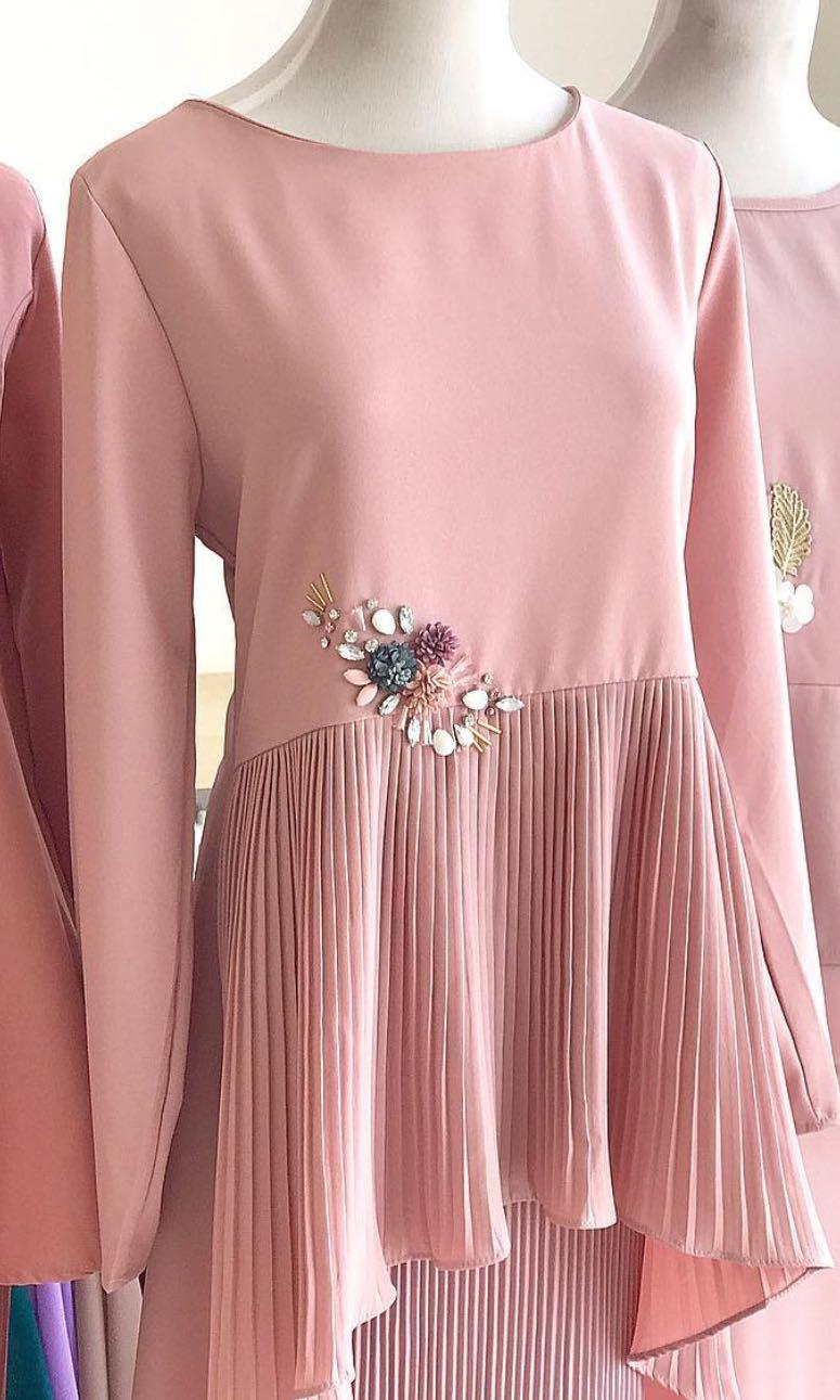 Baju kurung pink belacan