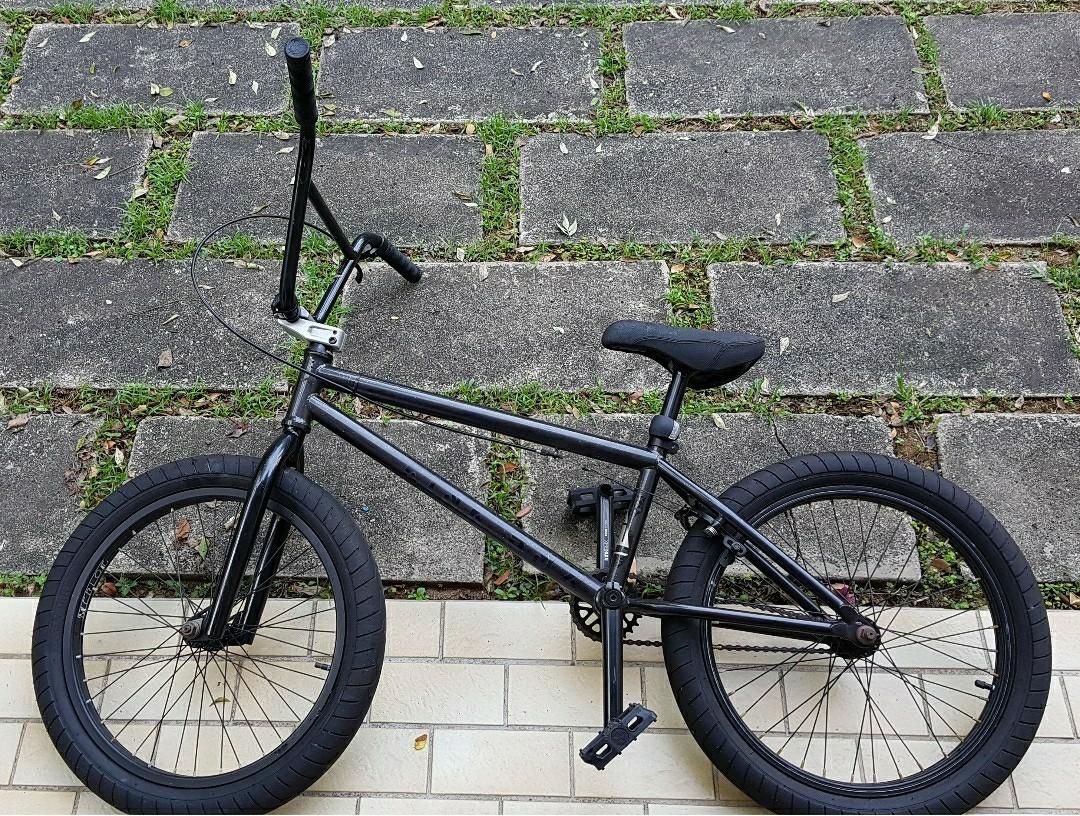Bmx online kink whip