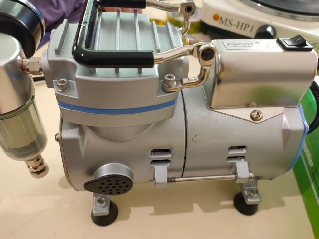 Boeco R300 Vacuum Pump, Everything Else, Others on Carousell