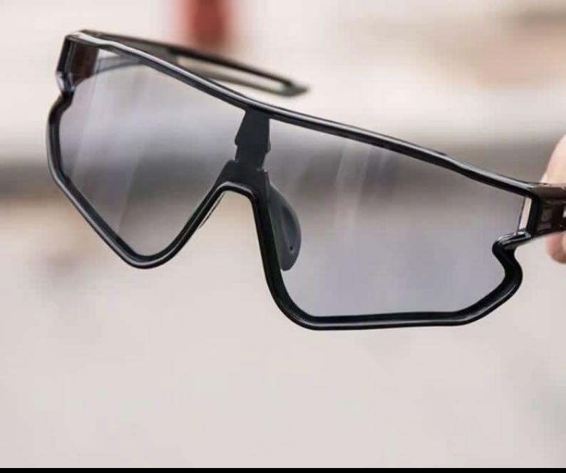 Cateye Photochromic sunglasses Men s Fashion Watches Accessories Sunglasses Eyewear on Carousell
