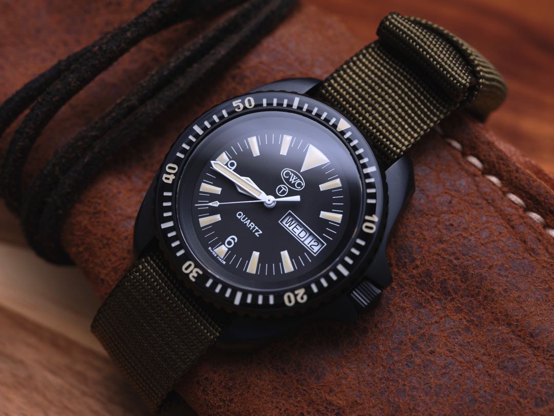 CWC 1987 QUARTZ SBS REISSUE DIVERS WATCH SERIAL 488 19