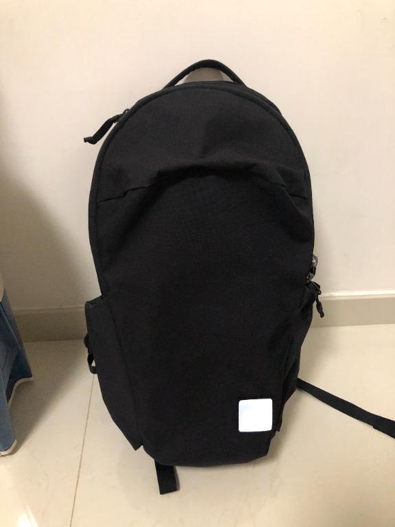 Evergoods Chz22 Civic Half Zip 背囊 98 新 興趣及遊戲 古董收藏 收藏品及紀念品 明星週邊 Carousell