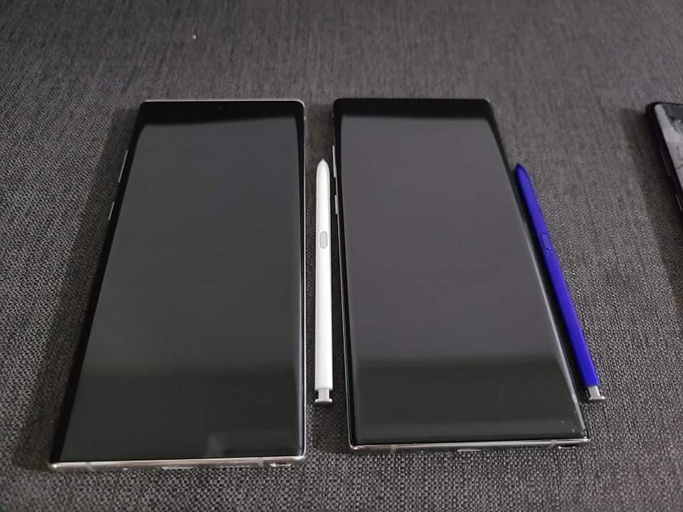 FOR SALE ONLY (Category: Samsung) located in Makati City. Submitted by nicejed02 (Listing ID 1036002943, Image 1). Description: SAMSUNG NOTE 10+ 5G KOREAN VARIANT 256/12 31,000 COMES WITH CASE AND REPLACEMENT CHARGER MAKATI AREA PLEASE LIKE AND VISIT MY PAGE JED KV SMARTPHONES.