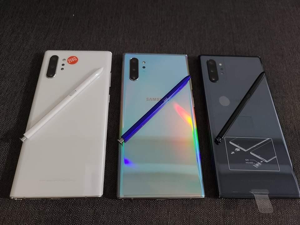 FOR SALE ONLY (Category: Samsung) located in Makati City. Submitted by nicejed02 (Listing ID 1036002943, Image 3). Description: SAMSUNG NOTE 10+ 5G KOREAN VARIANT 256/12 31,000 COMES WITH CASE AND REPLACEMENT CHARGER MAKATI AREA PLEASE LIKE AND VISIT MY PAGE JED KV SMARTPHONES.