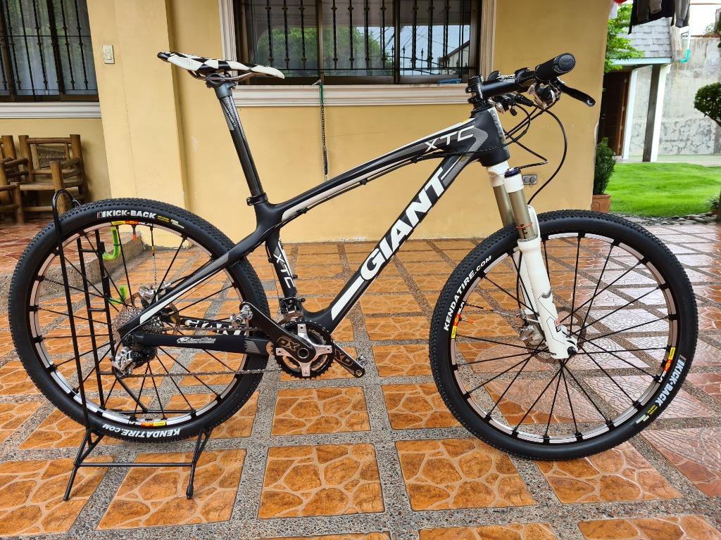 Giant XTC Carbon Small Size Sports Equipment Bicycles Parts
