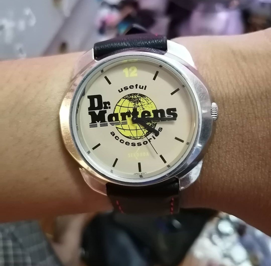 Jam Dr martens watch Men s Fashion Watches Accessories