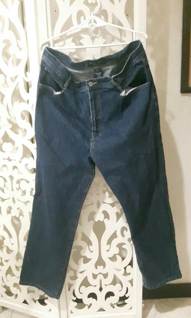jean size 38