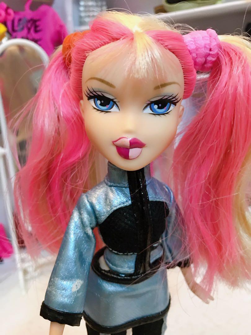 Bratz live in concert cloe new arrivals