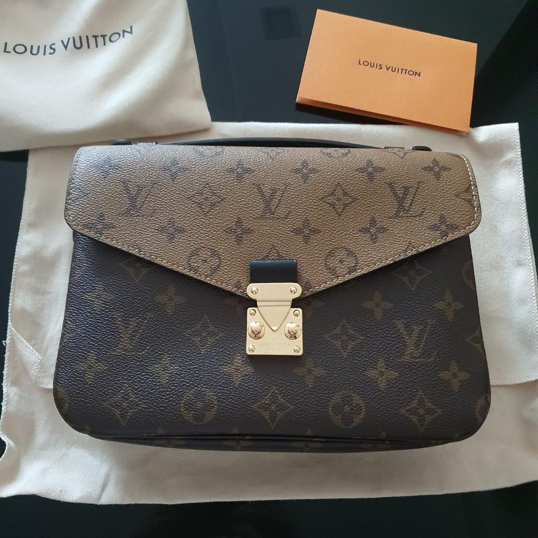 AUTHENTIC LOUIS VUITTON POCHETTE METIS REVERSE, Luxury, Bags & Wallets on  Carousell