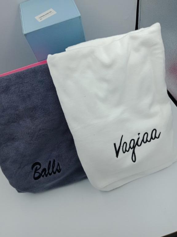 2 pcs. Luxury Hotel & Spa Bath Towel (Category: Bath) located in Marikina City. Submitted by skowshop (Listing ID 1036155730, Image 1). Description: 100% brand new and high quality Material: Cotton Color: White and Gray Super soft,it is very gentle to your skin Very light, it is very convenient to take with you, especially when you go camping or travelling Easy to dry,it can dry your skin as soon as you touch it Scratch free-Lint free and machine