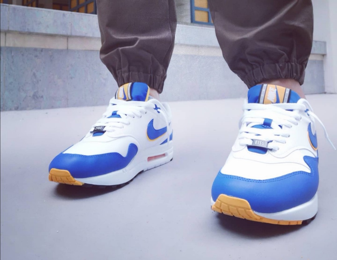 Nike air max 1 windbreaker pack store