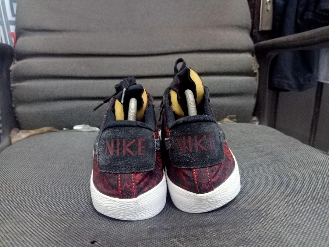 Nike blazer low floral rose size 44, Fesyen Pria, Sepatu , Sneakers di  Carousell