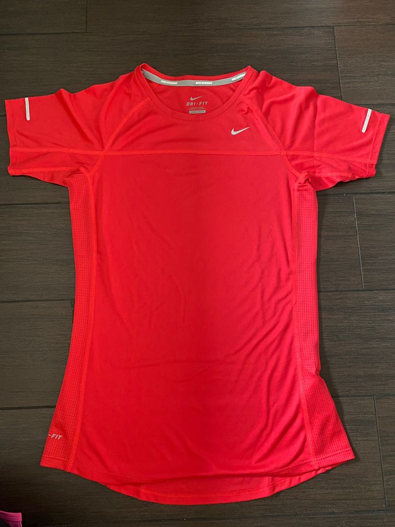 Nike Dri-fit tee in Red (Women's 