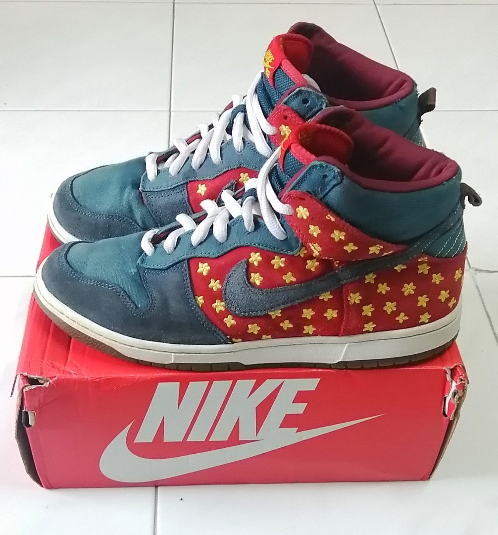 Nike dunk-Quagmire SB *bape supreme 