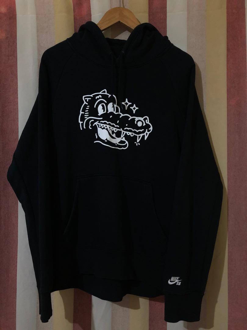 Nike SB Crocodile Pullover Hoodie Embroidered Logo on Sleeve, Men's