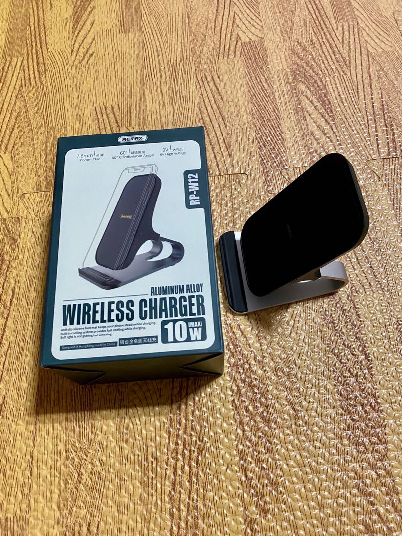 Remax Wireless Charger, Computers & Tech, Parts & Accessories, Chargers ...