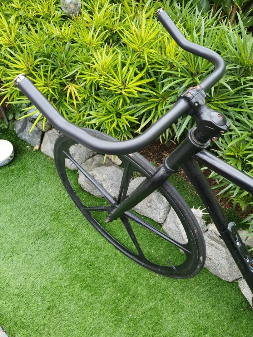 Steel frame fixie, Bicycles & PMDs, Bicycles, Fixies on Carousell