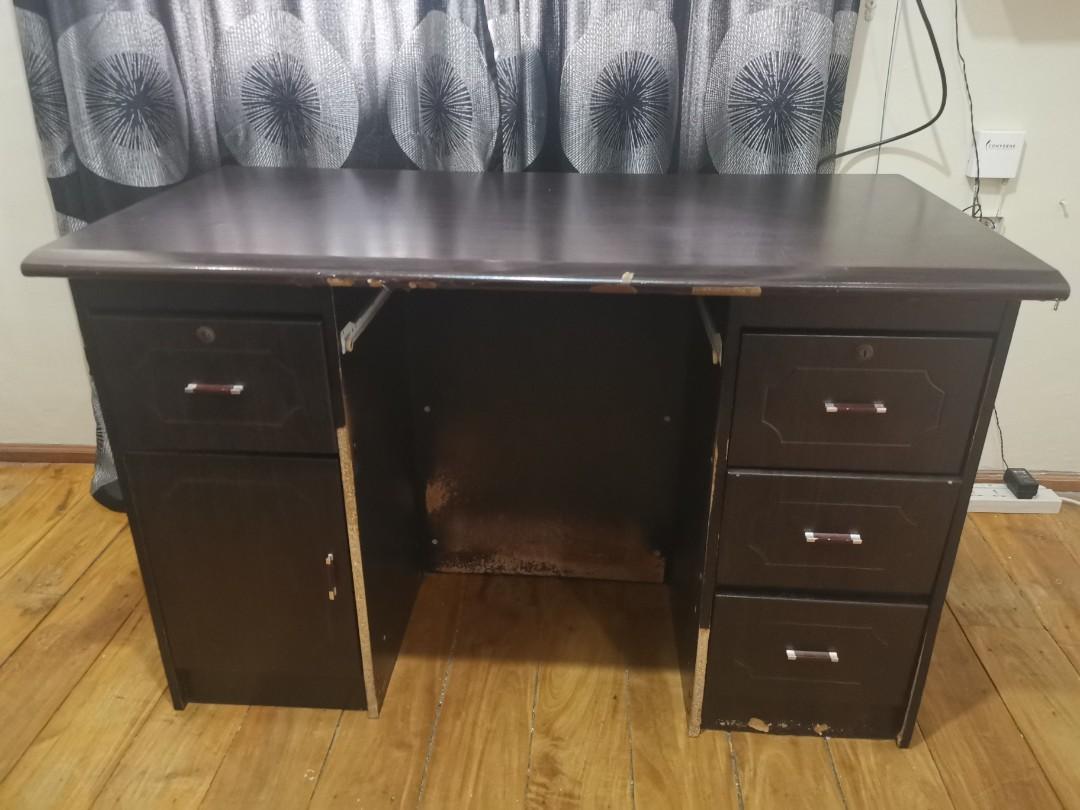 Used Wood Computer desk, Furniture & Home Living, Furniture, Tables