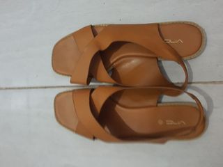(Kategori: ) berada di . Dikirim oleh a_nes (ID iklan 1036034754, Gambar 1). Deskripsi: .