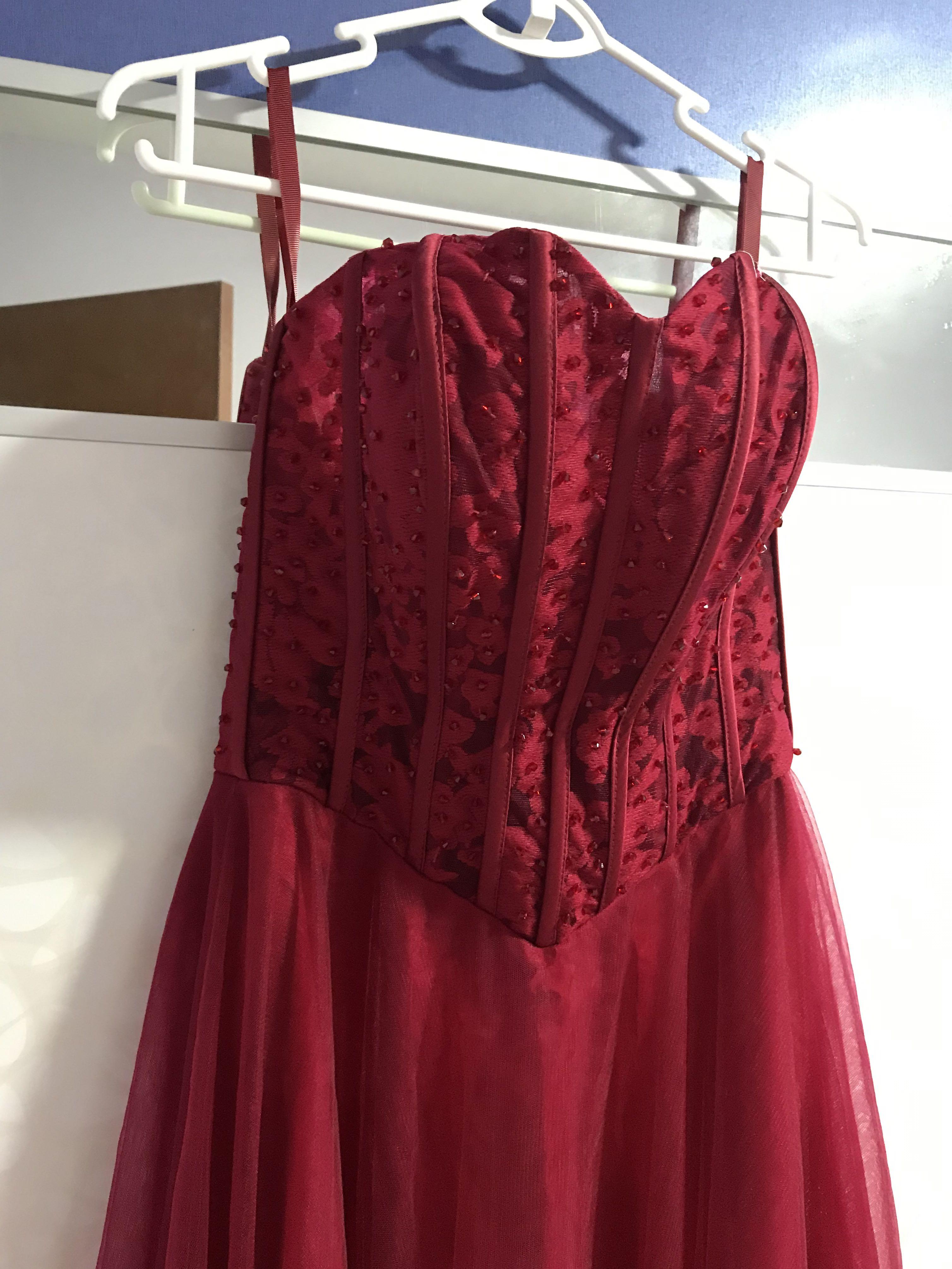 red night gown dresses