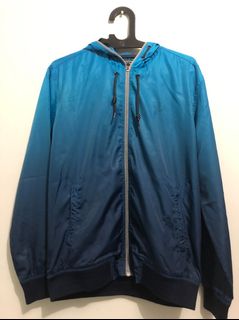 (Kategori: ) berada di . Dikirim oleh goodstuffbrnd (ID iklan 1036177137, Gambar 1). Deskripsi: .