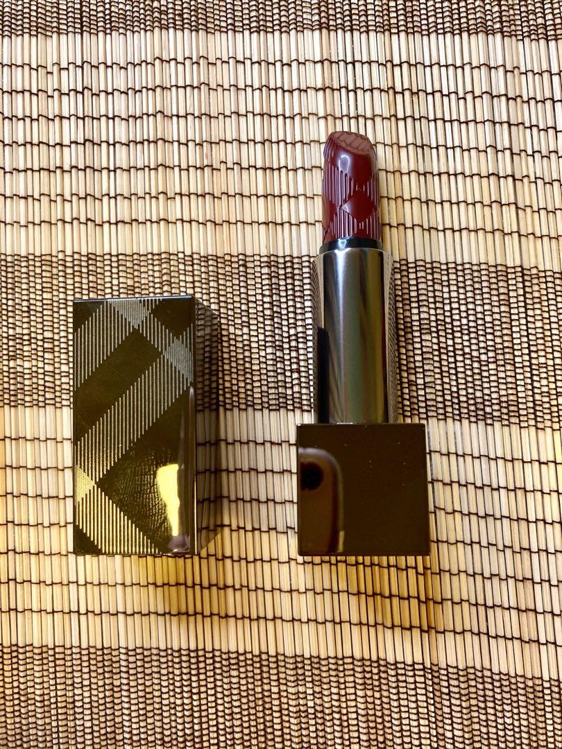 burberry kisses oxblood