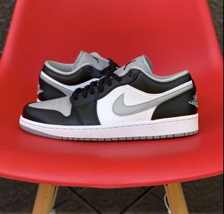 (Category: ) located in . Submitted by sneakerlegit17 (Listing ID 1036193424, Image 1). Description: .