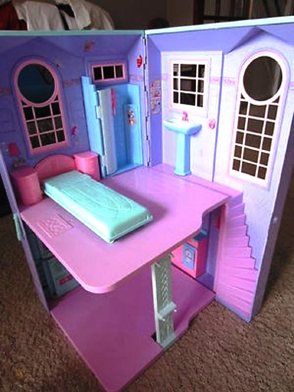 Purple online barbie house