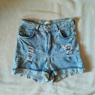 (Category: ) located in . Submitted by icandycorner (Listing ID 1036266463, Image 1). Description: .