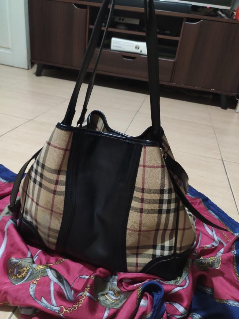Burberry canter bucket tote bag, Women's Fashion, Bags & Wallets, Tote Bags  on Carousell