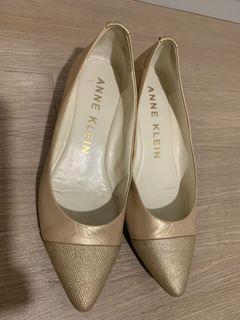 Champagne/Light gold wedge sandals
