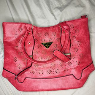(Category: ) located in . Submitted by crissamaeee (Listing ID 1036356375, Image 1). Description: .
