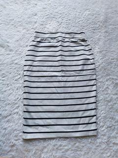 COTTON ON 3/4 skirt rok