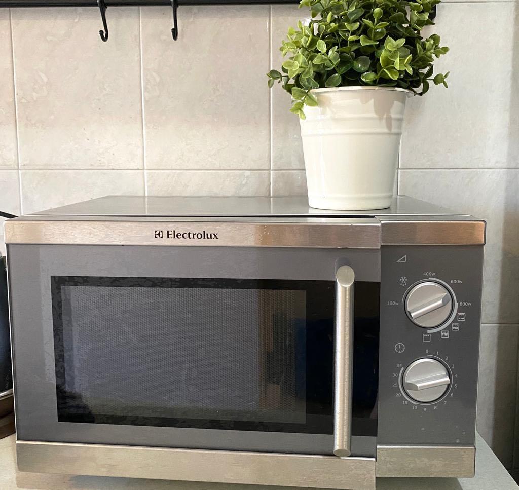 electrolux microwave oven emm2017x