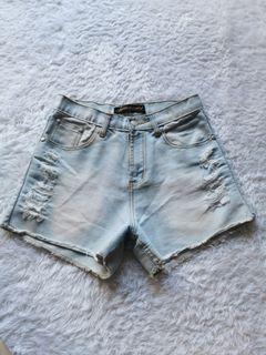 High waist blue jeans short ripped pants