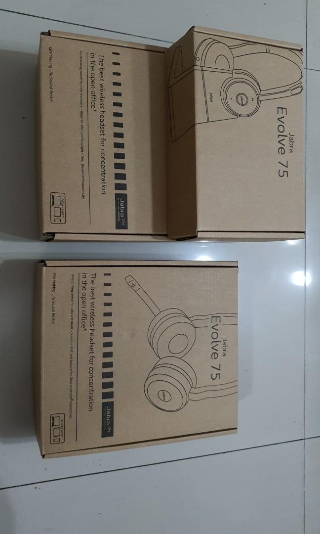Jabra Evolve 75 headsets (Category: Headphones & Headsets) located in Quezon City. Submitted by versa_electronics (Listing ID 1036272711, Image 3). Description: Headset only - 12k Headset with dock - 15k Bnew - opened to check contents only with Active Noise Canceling free same day delivery within NCR & Rizal areas COD via LBC for Provinces can be arranged.