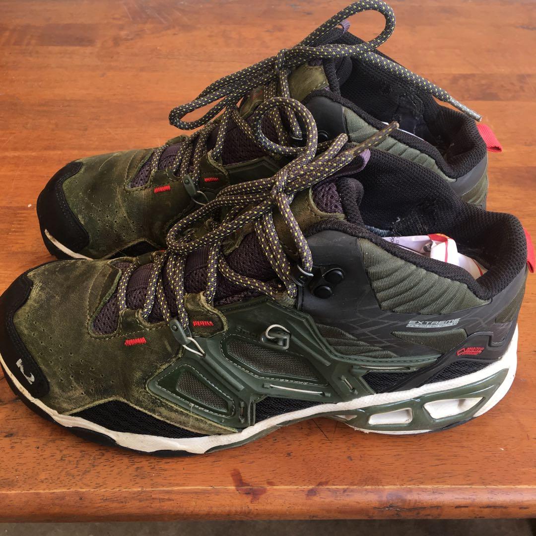 Kasut Hiking