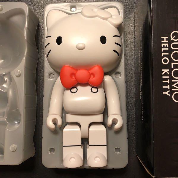BEARBRICK KUBRICK 400% QUOLOMO HELLO KITTY, 興趣及遊戲, 玩具