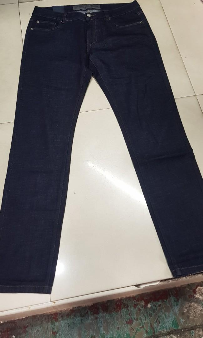 women's 6 in men's pants