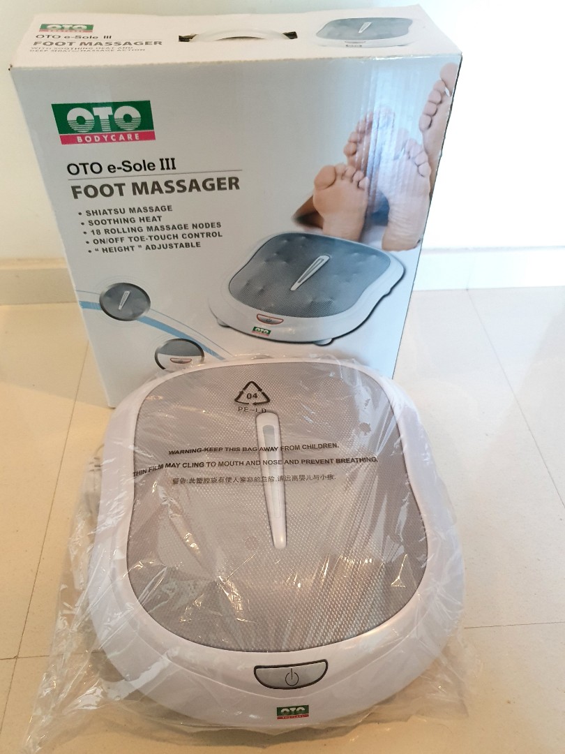 NEW OTO Foot Massager (e-Sole III), Health & Nutrition, Massage Devices ...